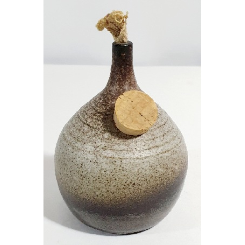 Keramiek olielampje, gesigneerd